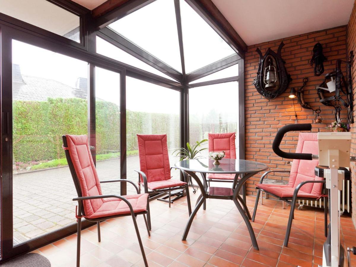 Apartment In Eifel With Children S Playground Lirstal Exteriör bild