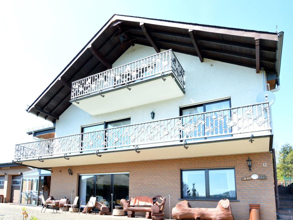Apartment In Eifel With Children S Playground Lirstal Exteriör bild